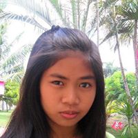 Michelle Esteves Photo 6