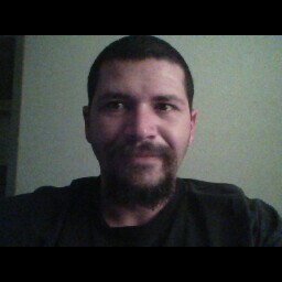 Robert Schilling Photo 16