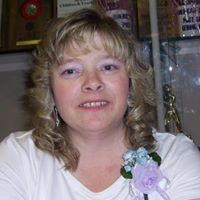 Anna Becker Photo 1