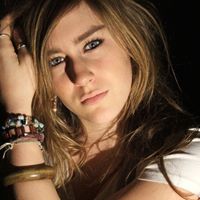 Roxanne Henderson Photo 1