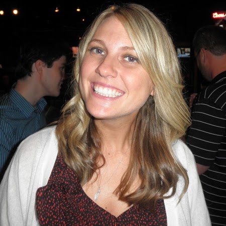 Beth Lynch Photo 13