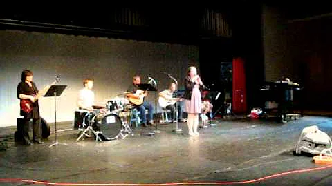 Megan Johnston Photo 31