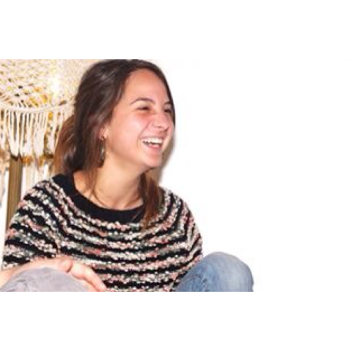 Victoria Torres Photo 14