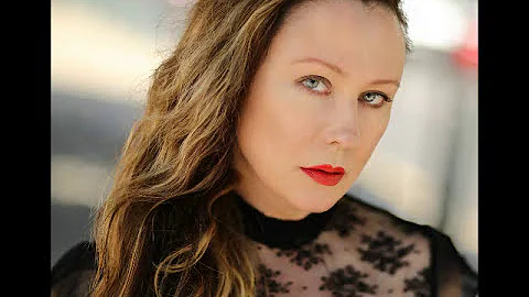 Dawn Wilkinson Photo 35