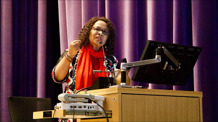 Rosalind Hampton Photo 11