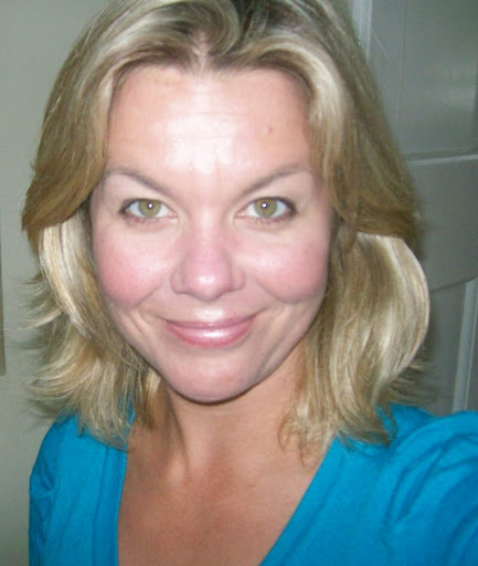 Gina Toth Photo 9