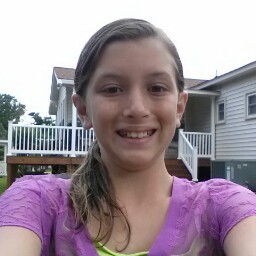 Courtney Garris Photo 9