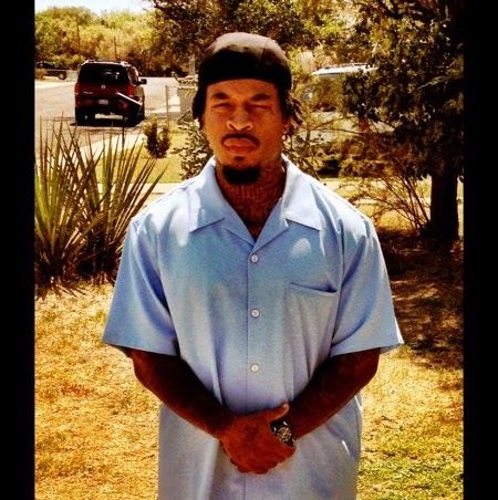 Derrick Burton Photo 15