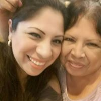 Leticia Rosales Photo 8