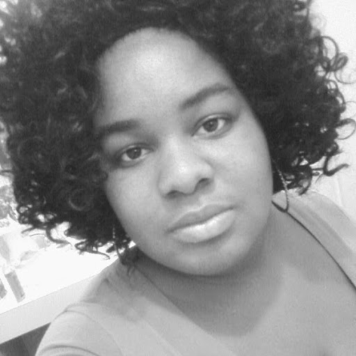 Renee Thomas Photo 18