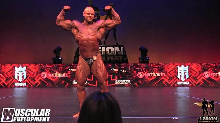 Mike Toscano Photo 40