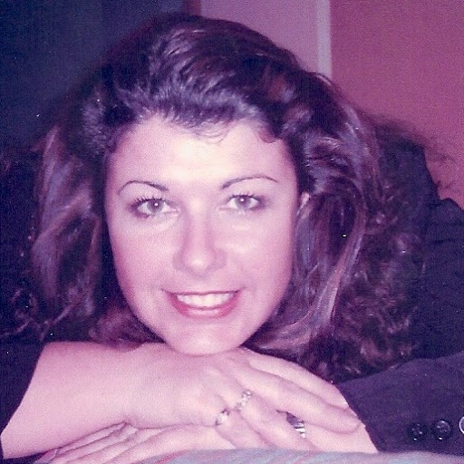 Andrea Cannon Photo 10