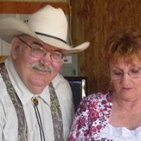 Beverly Holbrook Photo 4