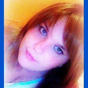 Laura Coppola Photo 13