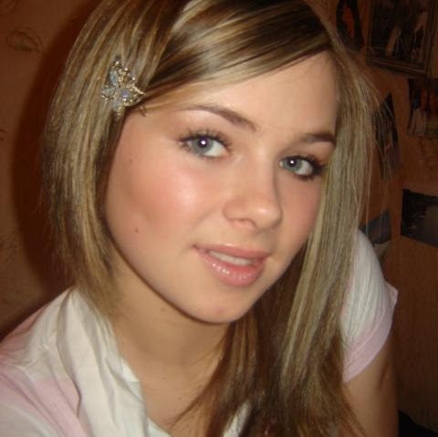 Natasha Lowe Photo 13