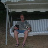 Bobby Todd Photo 6