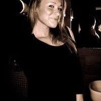 Sara Ely Photo 8