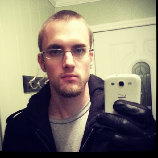 Devin Hayes Photo 13