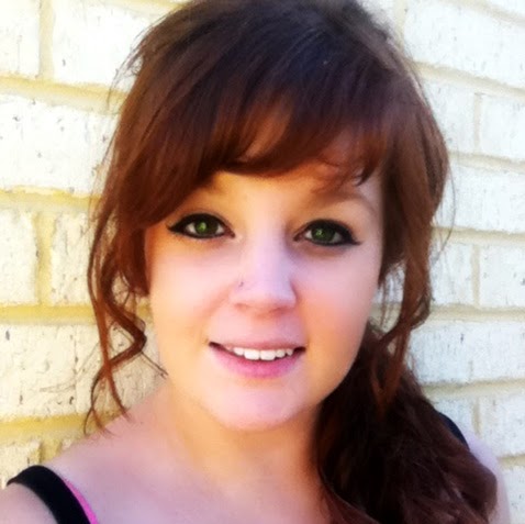 Jasmine Holmes Photo 12