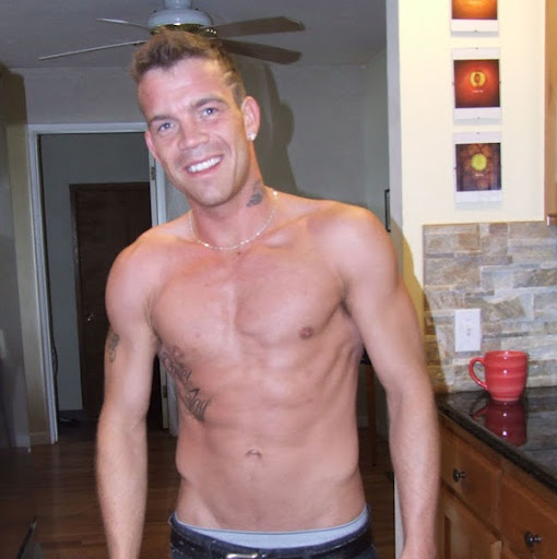Adam Milton Photo 12