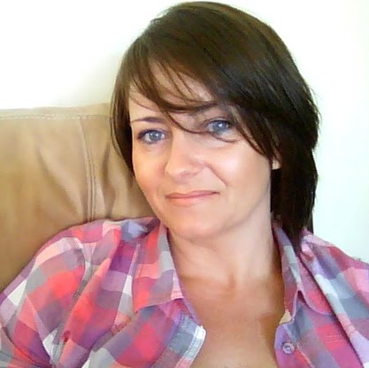 Elaine Hunter Photo 9