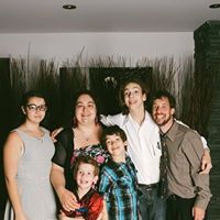 Julie Desrosiers Photo 6