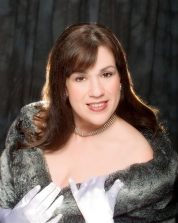 Sandra Saenz Photo 18