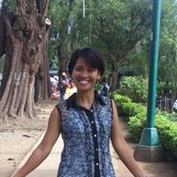 Julie Lozada Photo 1