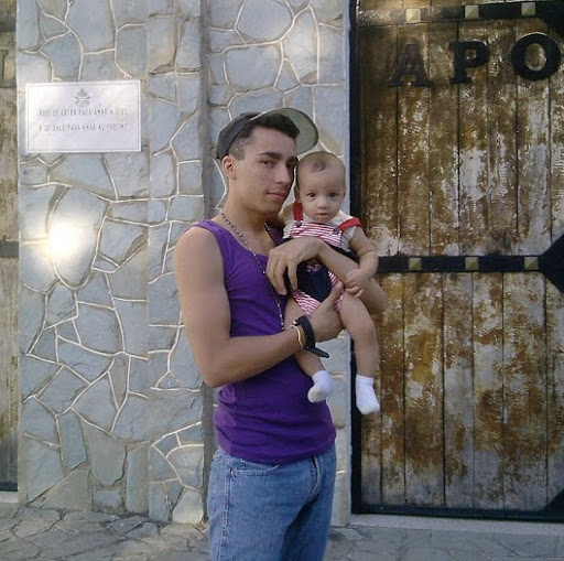 Anthony Toledo Photo 15