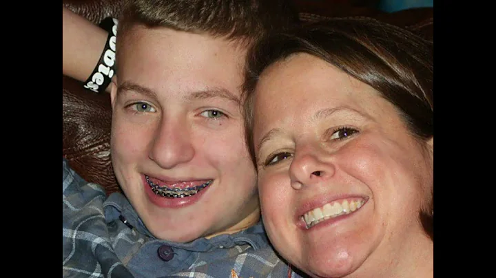 Debbie Hebert Photo 38