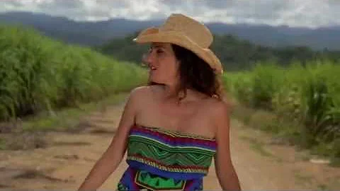 Amada Martinez Photo 28