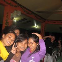 Loraine Torres Photo 6