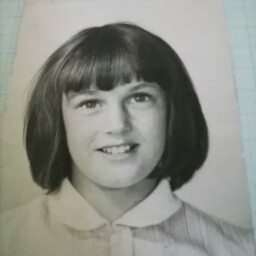 Carolyn Quinn Photo 11