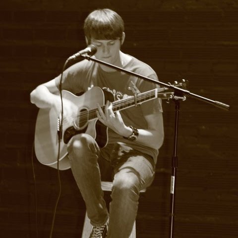 Jonathan Wiese Photo 8