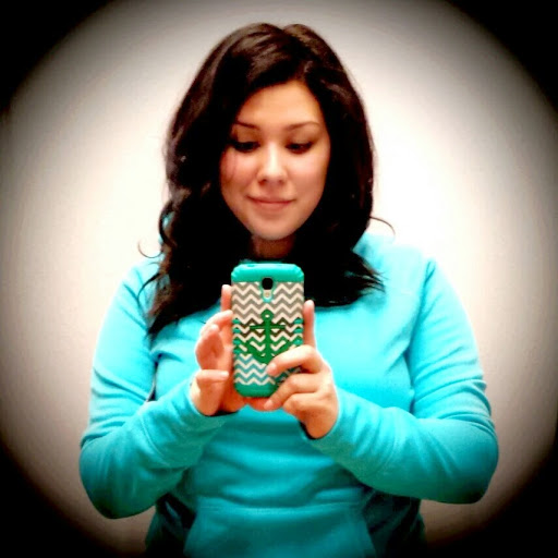 Sandy Alvarado Photo 13