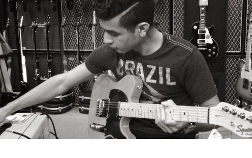 Brian Rodrigues Photo 14