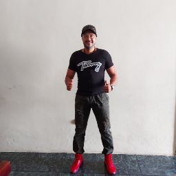 Isidro Leon Photo 5