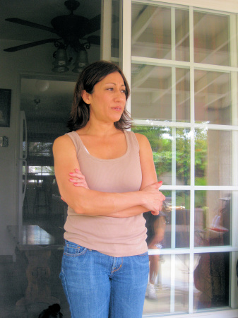 Angela Morales Photo 19