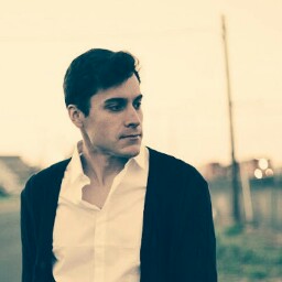 Jonathan Looney Photo 5