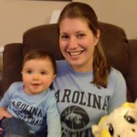 Caroline Niles Photo 1