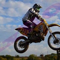 Leigh Hooper Photo 6