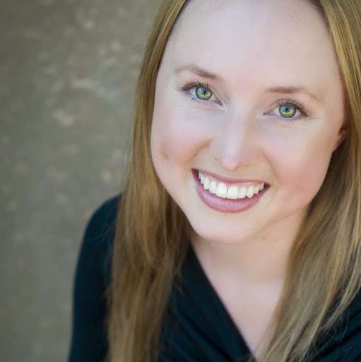 Andrea Knox Photo 16