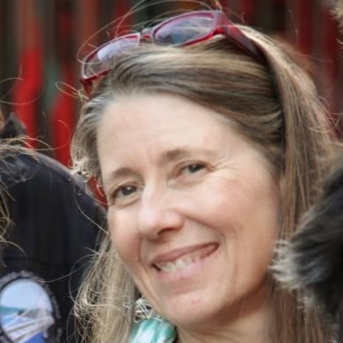 Julie Lester Photo 11