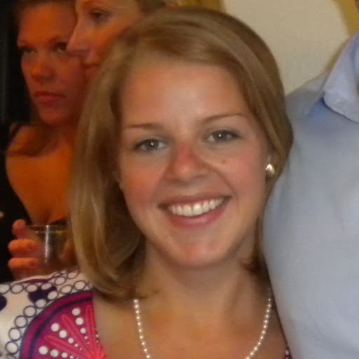 Ellen King Photo 10