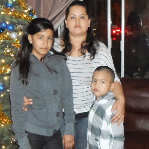 Estela Torres Photo 14