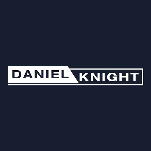 Daniel Knight Photo 11