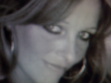 Terri Yates Photo 9