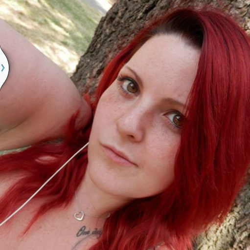 Charlotte Robinson Photo 16