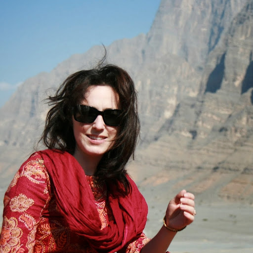 Jennifer Coogan Photo 9