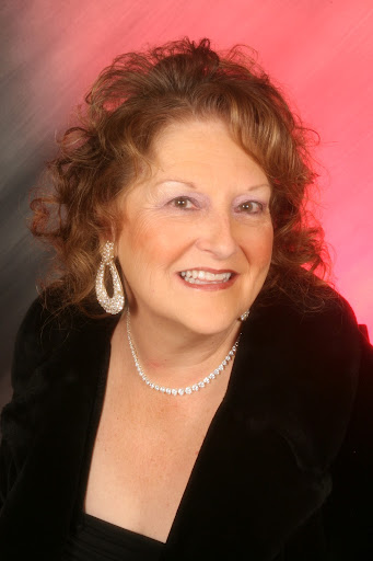 Vicki Sanford Photo 9